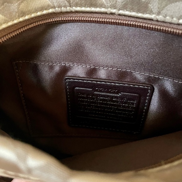 COACH Signature Mini Zoe Baguette Shoulder Bag NWOT - Picture 9 of 9